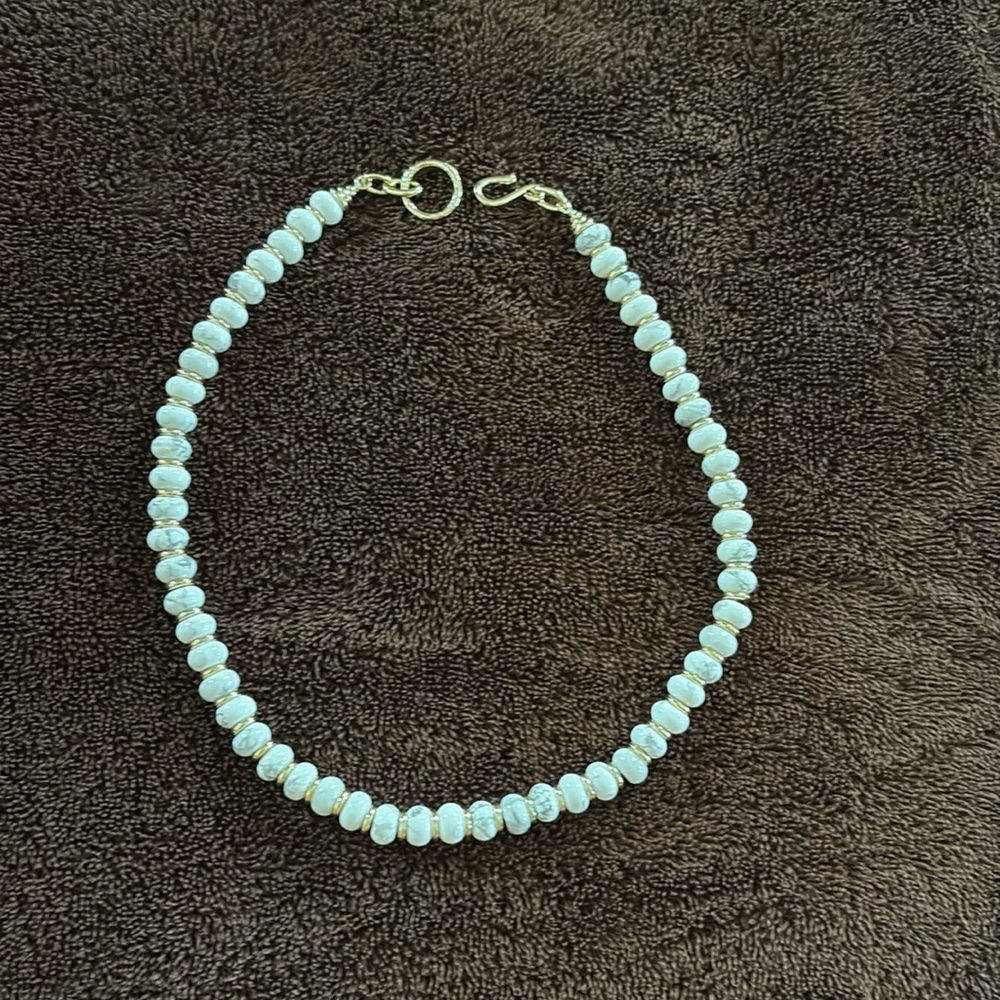 Kendra Scott gold and ivory beaded necklace